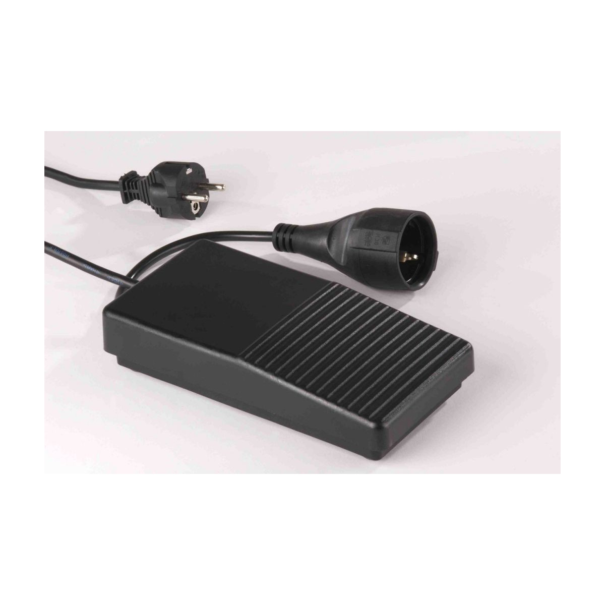 Hegner Commande à pied