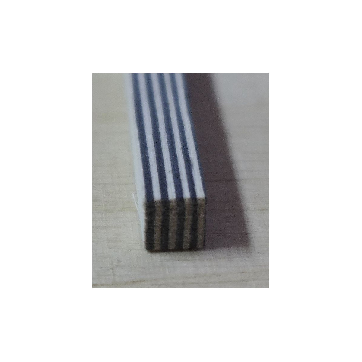 Baguette Noire et Blanc de 6 x 6 mm